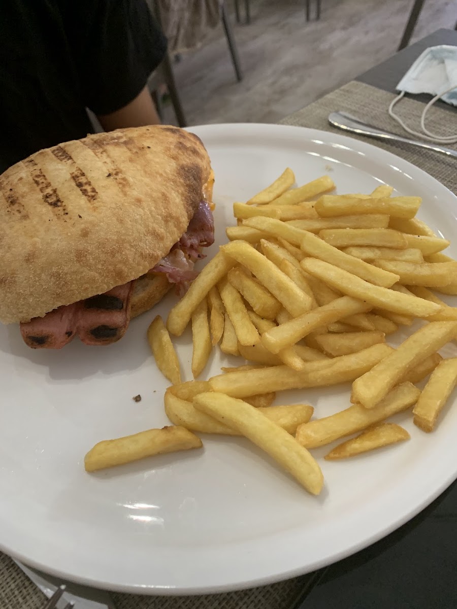 Cinà Pizzeria & Tavola Calda-7